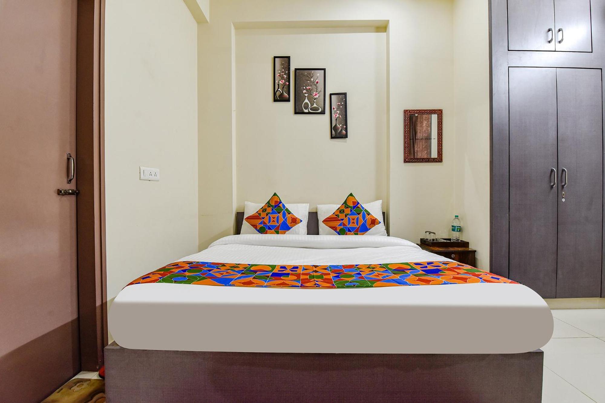 Fabhotel Moon Light Palace Jaipur Exterior photo